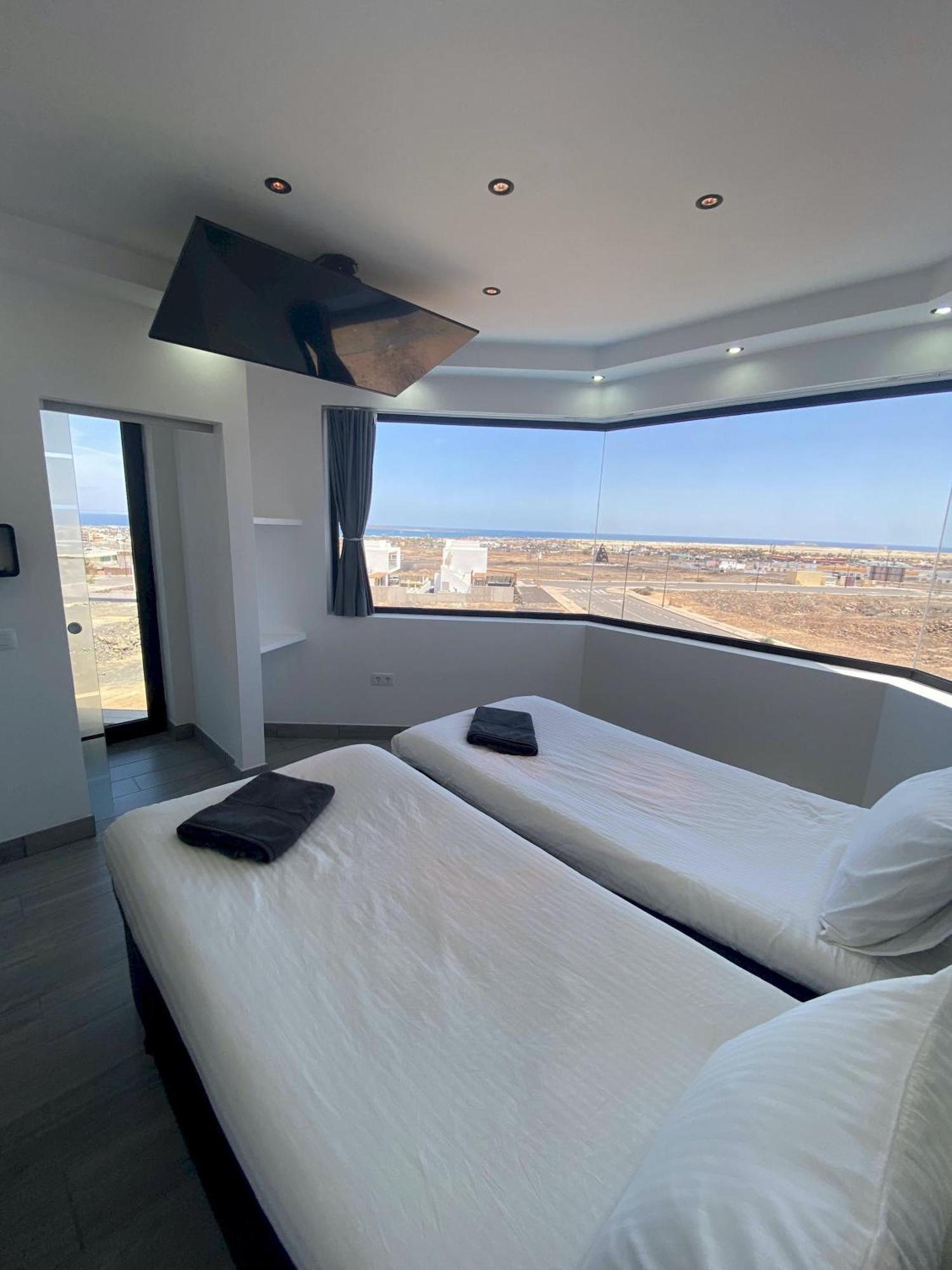 Villa Poseidon Corralejo With Private Heated Pool, Sauna And Stunning Volcano Views By Amazzzing Travel Luaran gambar